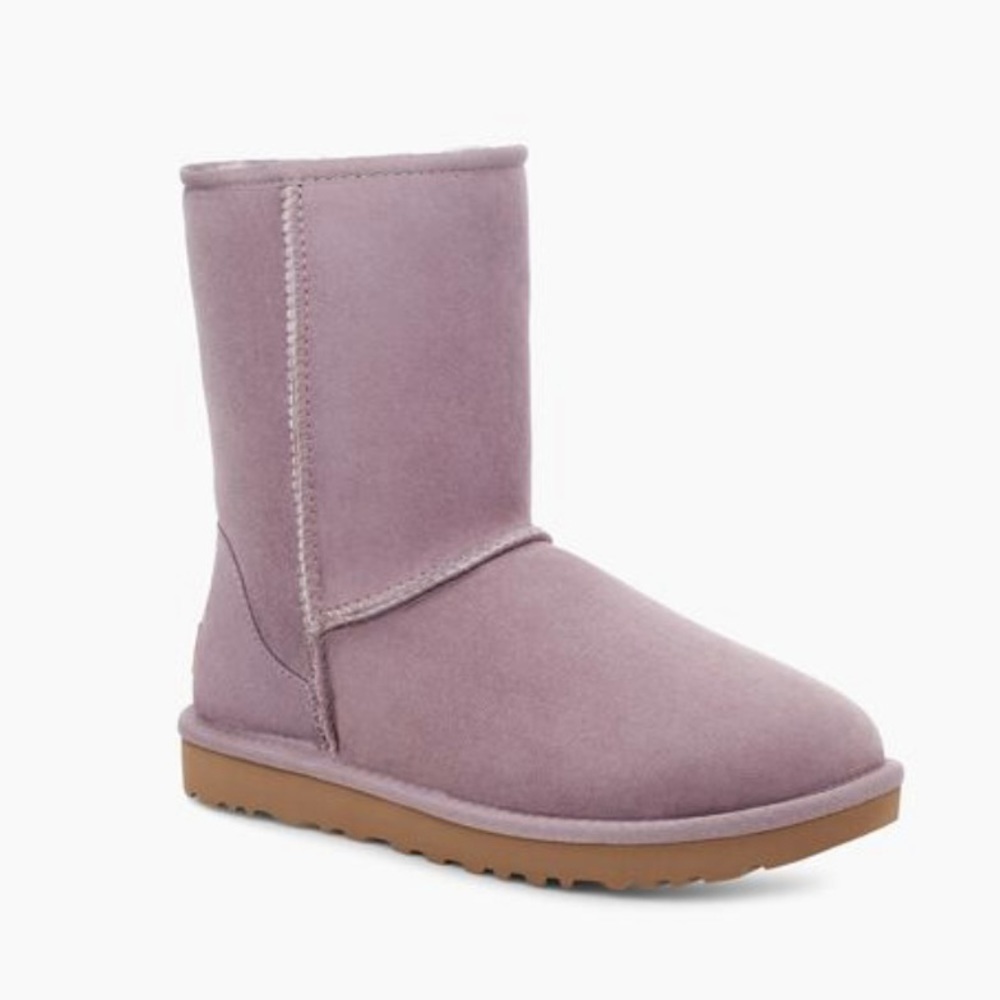UGG CLASSIC SHORT II COLOR SHADE - Picture 3 of 6